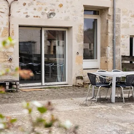 Gites De La Grande Ferme Holiday home Avernes